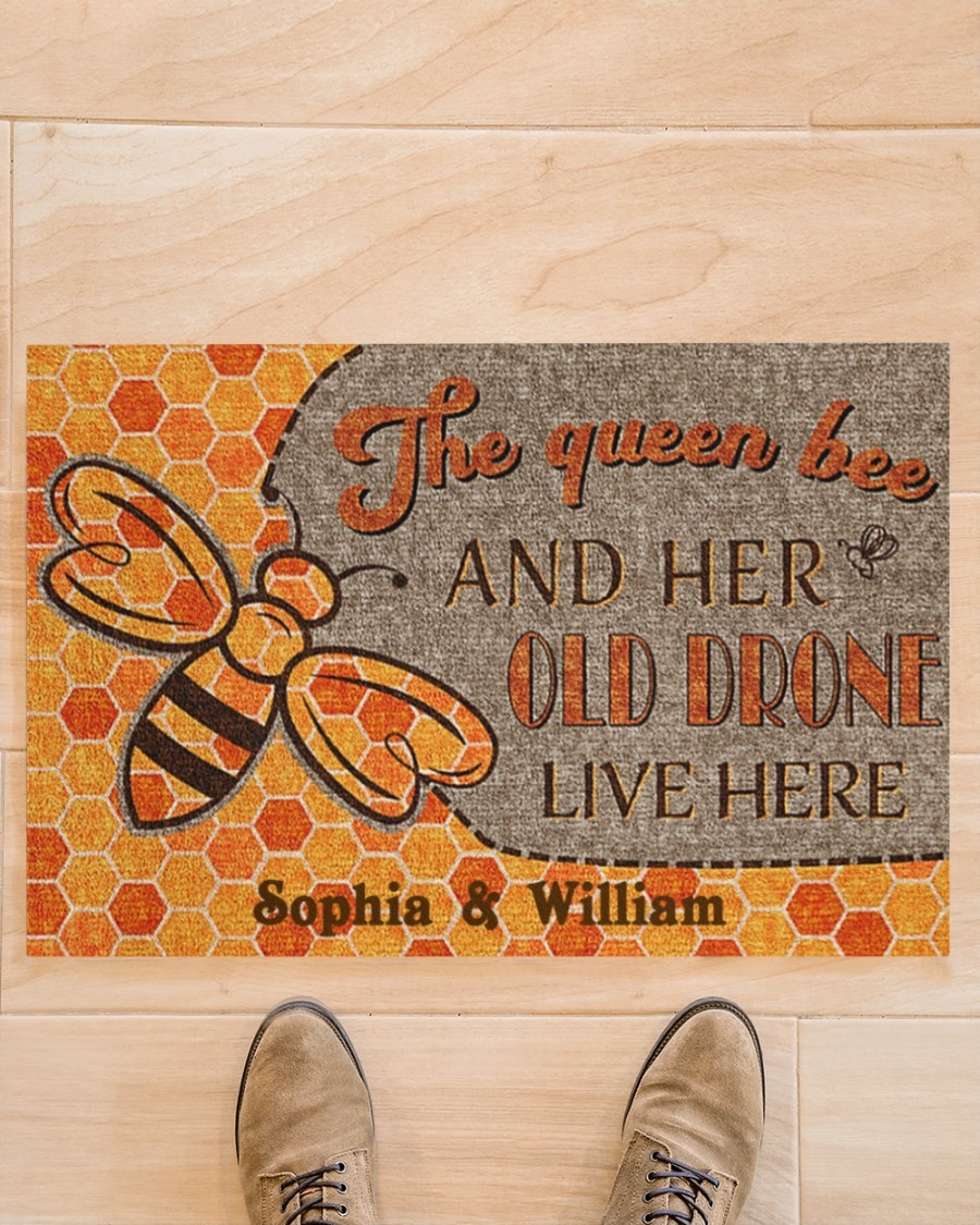 The queen bee and her old drone live here doormat - BBS 2