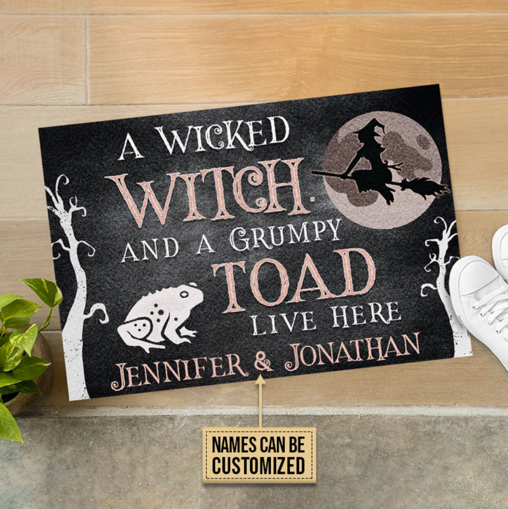 Personalized a wicked witch and a grumpy toad live here doormat 1